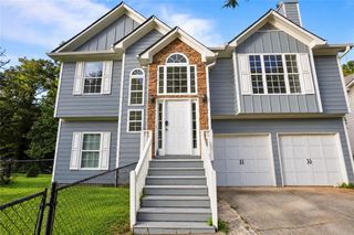 1068 S Gordon Road SW, Austell, GA 30168