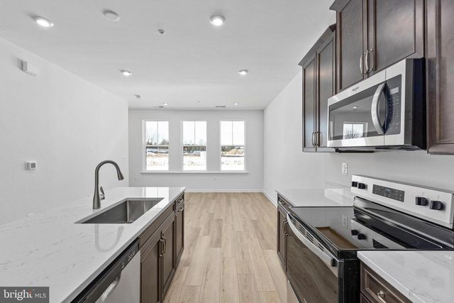 20875 MURRY FALLS TERRACE, Ashburn, VA 20147