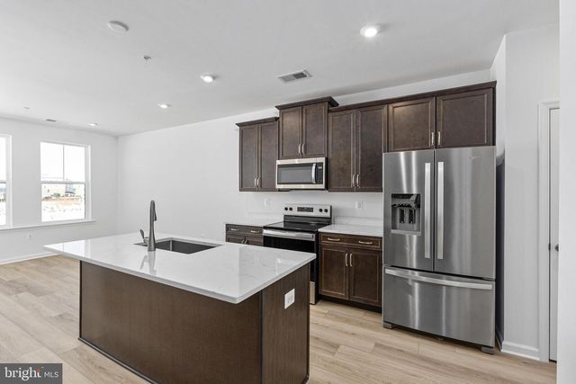20875 MURRY FALLS TERRACE, Ashburn, VA 20147