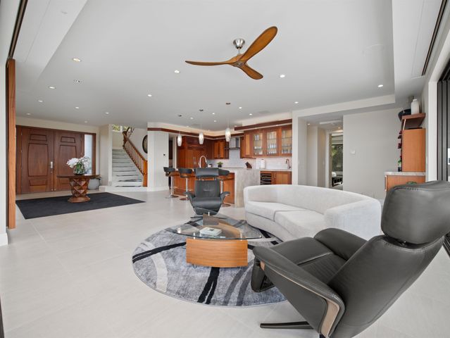 192 Halau Pl, Kihei, HI 96753