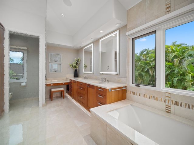 192 Halau Pl, Kihei, HI 96753