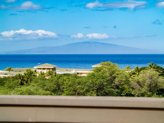 192 Halau Pl, Kihei, HI 96753