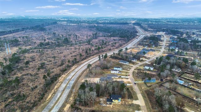 715 Road 5203, Cleveland, TX 77327