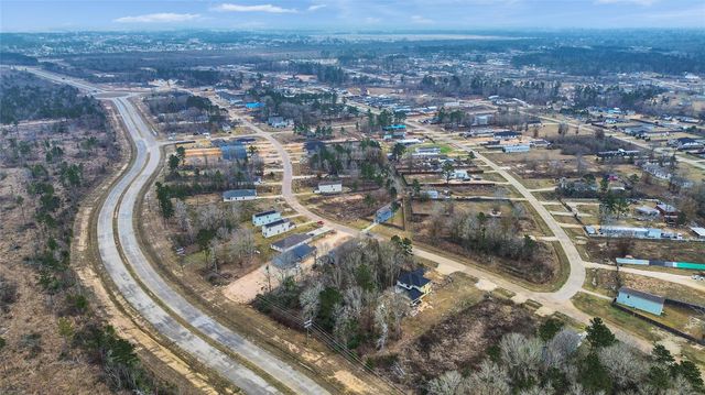 715 Road 5203, Cleveland, TX 77327