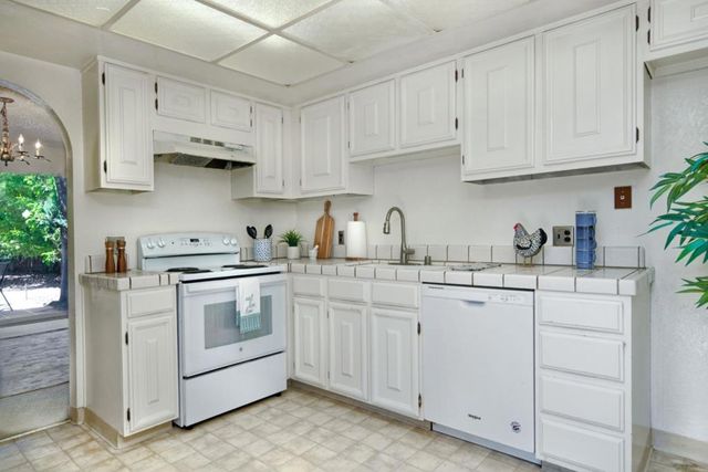 139 El Olivar, Los Gatos, CA 95032