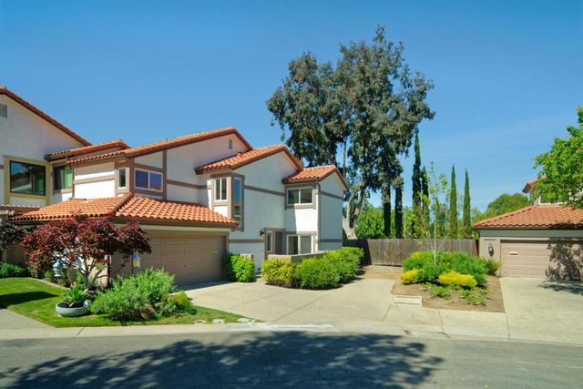 139 El Olivar, Los Gatos, CA 95032