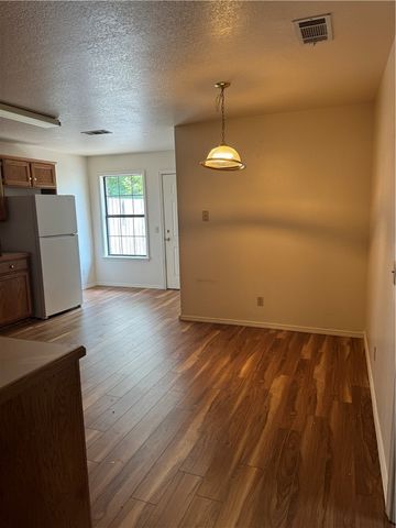 1311 S Commerce Avenue, Russellville, AR 72801