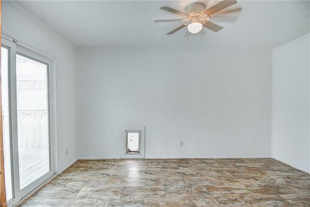 3448 Poppy CRES, Virginia Beach, VA 23453