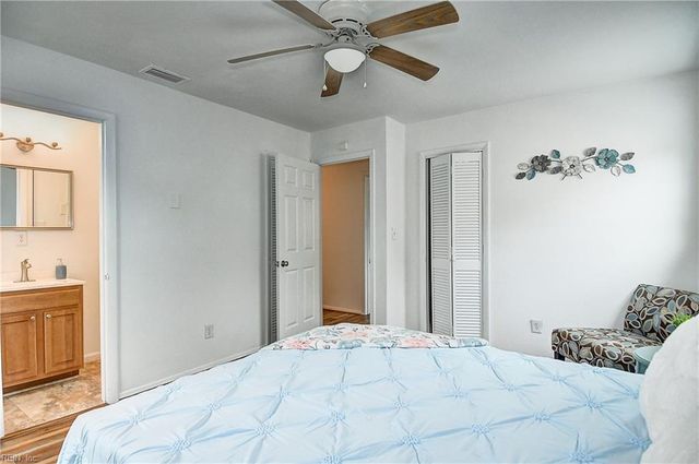 3448 Poppy CRES, Virginia Beach, VA 23453