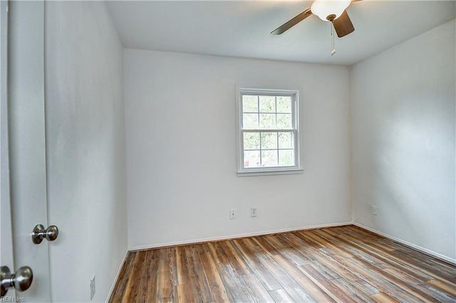 3448 Poppy CRES, Virginia Beach, VA 23453