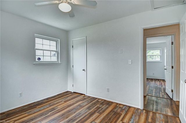 3448 Poppy CRES, Virginia Beach, VA 23453