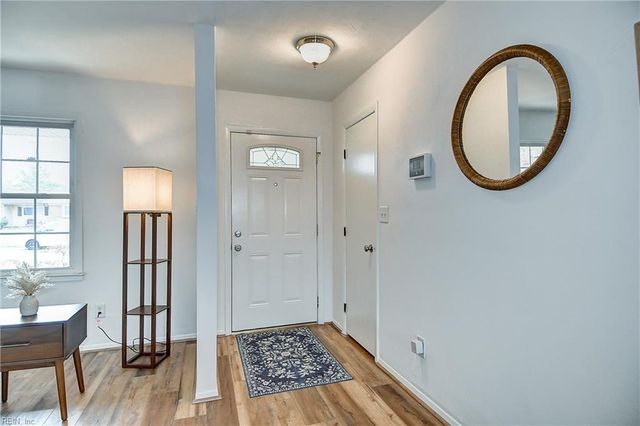 3448 Poppy CRES, Virginia Beach, VA 23453
