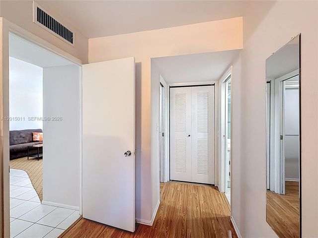 605 Oaks Dr 405, Pompano Beach, FL 33069