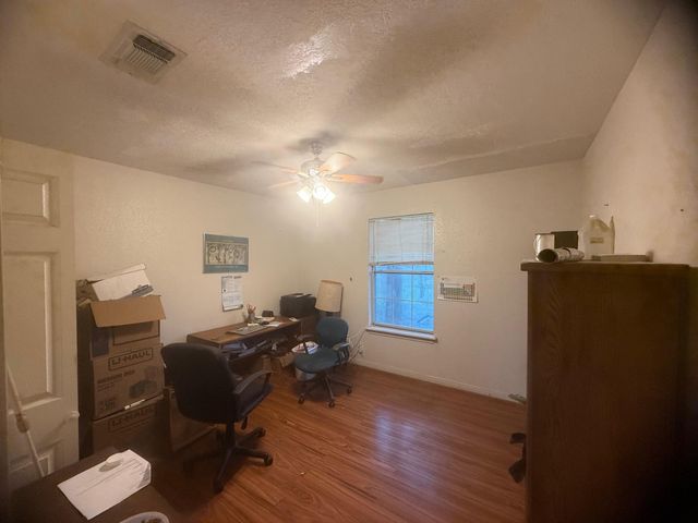 326 The Forest RD, Dale, TX 78616