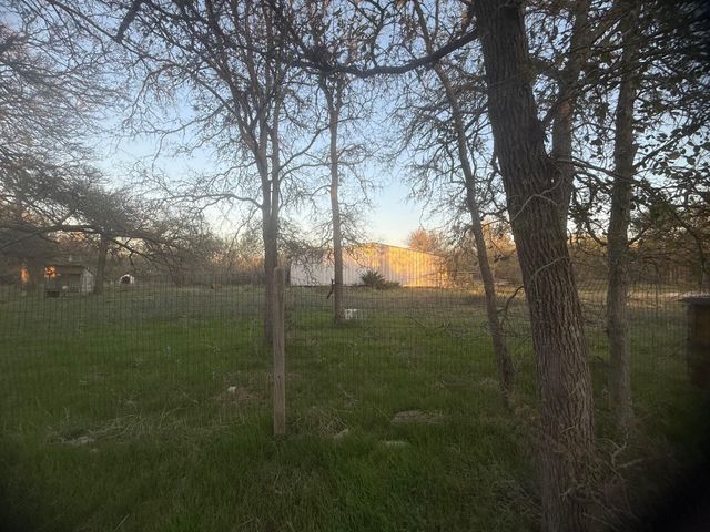 326 The Forest RD, Dale, TX 78616