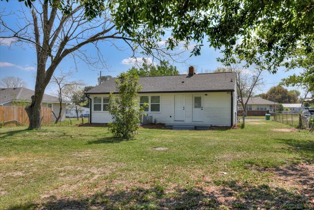 105 Bordeaux Street, North Augusta, SC 29841