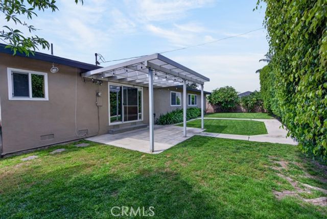 2077 N Mori, Orange, CA 92867