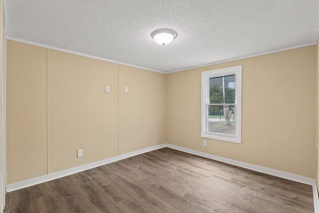 3162 Old Hurricane Rd, Rocky Face, GA 30740