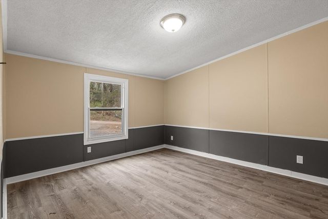 3162 Old Hurricane Rd, Rocky Face, GA 30740