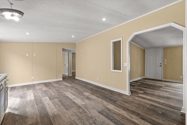 3162 Old Hurricane Rd, Rocky Face, GA 30740