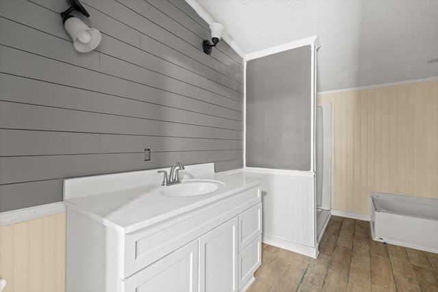 3162 Old Hurricane Rd, Rocky Face, GA 30740