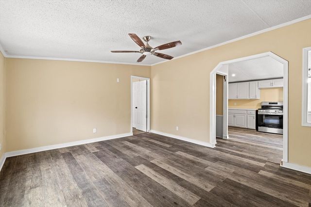 3162 Old Hurricane Rd, Rocky Face, GA 30740