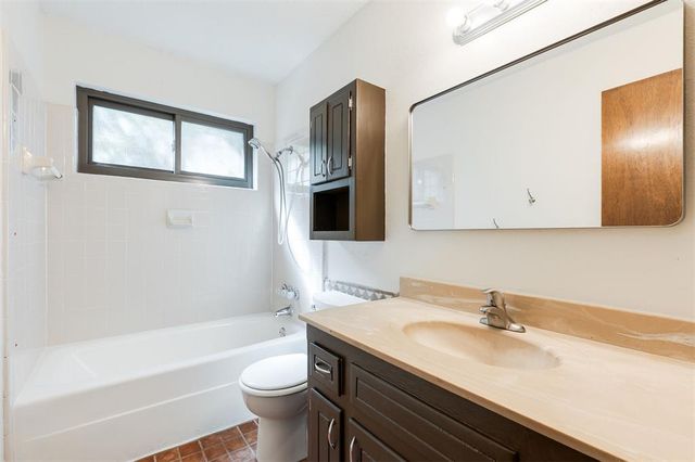 604 Howard Court, Edmond, OK 73003