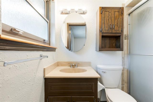 604 Howard Court, Edmond, OK 73003