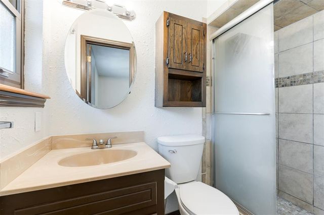 604 Howard Court, Edmond, OK 73003