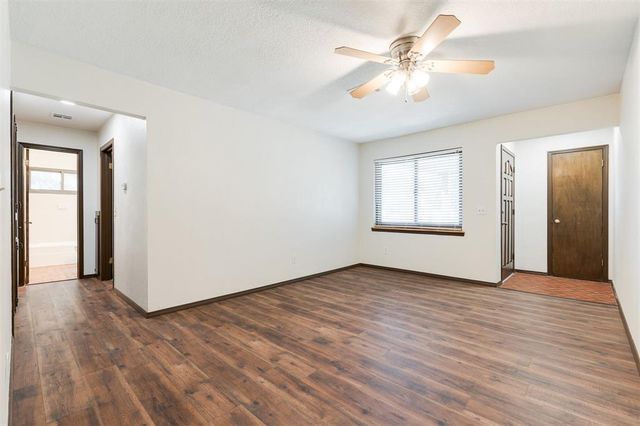 604 Howard Court, Edmond, OK 73003