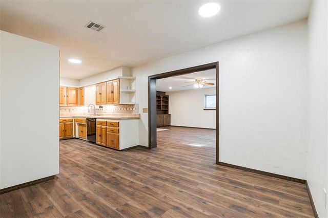 604 Howard Court, Edmond, OK 73003