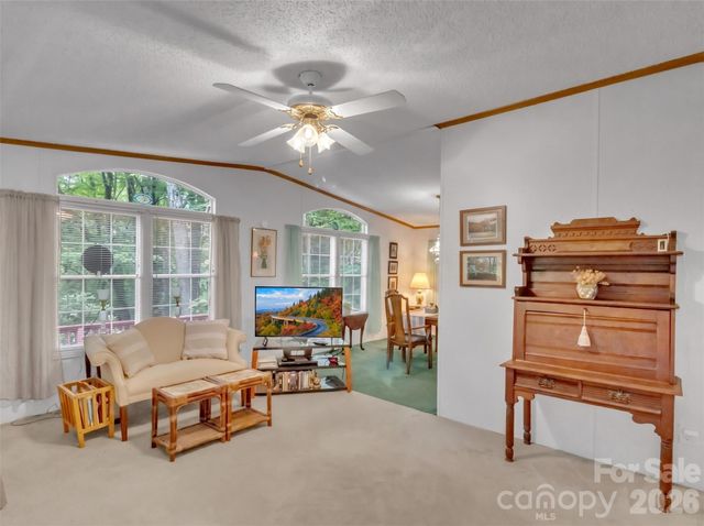 315 Oakstone Drive, Waynesville, NC 28785