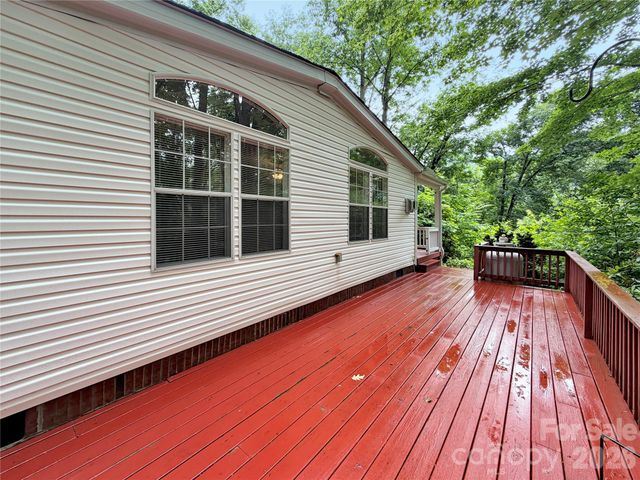 315 Oakstone Drive, Waynesville, NC 28785