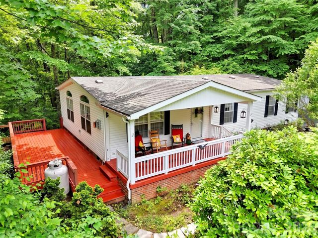 315 Oakstone Drive, Waynesville, NC 28785