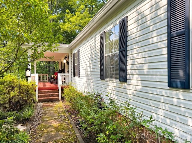 315 Oakstone Drive, Waynesville, NC 28785