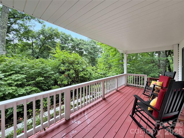 315 Oakstone Drive, Waynesville, NC 28785