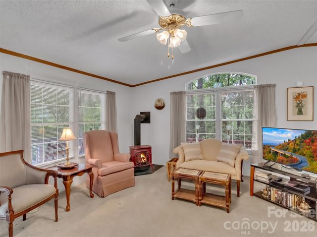 315 Oakstone Drive, Waynesville, NC 28785