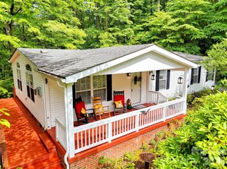 315 Oakstone Drive, Waynesville, NC 28785