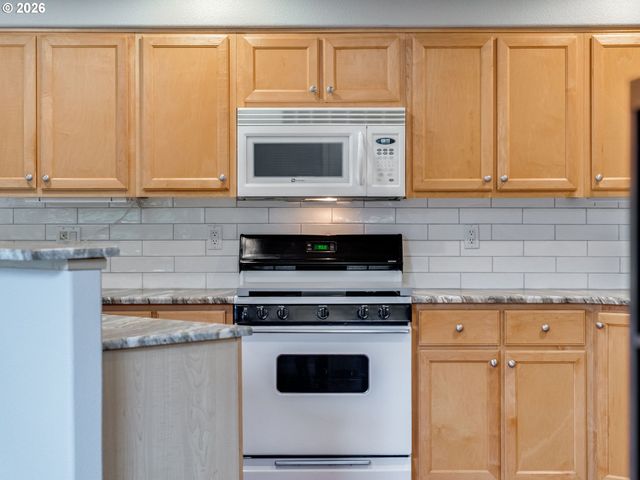 17200 Se 26TH Dr H32, Vancouver, WA 98683