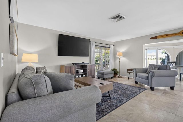 213 Rio Vista Circle, Atlantis, FL 33462