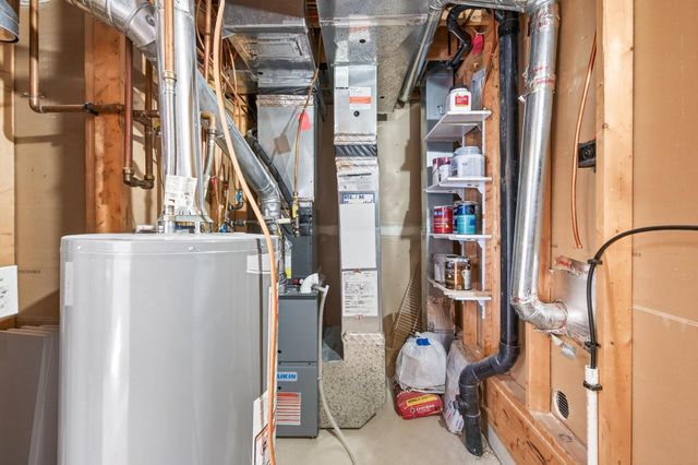 1596 Chartreux Avenue, Shakopee, MN 55379