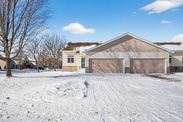 1596 Chartreux Avenue, Shakopee, MN 55379
