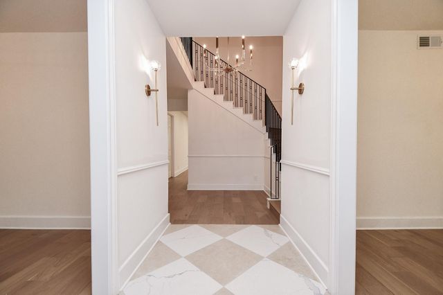 7528 Chevy Chase Drive, Houston, TX 77063