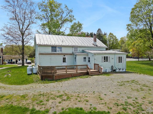 33 Little Brooklyn Road, Warwick, NY 10990
