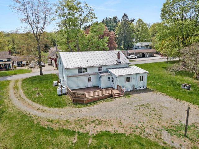 33 Little Brooklyn Road, Warwick, NY 10990