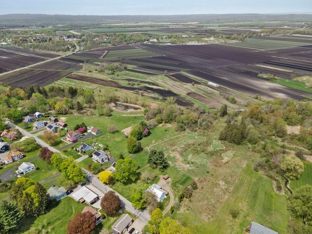 33 Little Brooklyn Road, Warwick, NY 10990