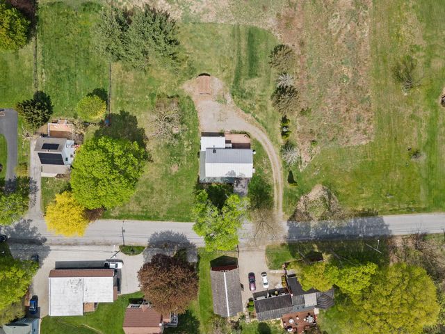 33 Little Brooklyn Road, Warwick, NY 10990