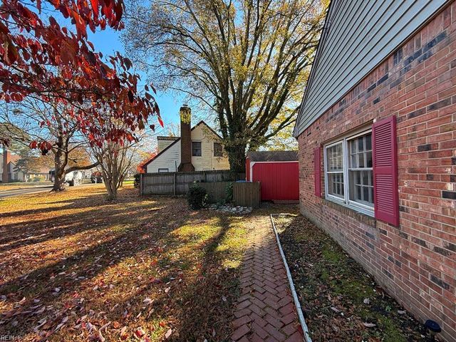 4661 Truman LN, Virginia Beach, VA 23455