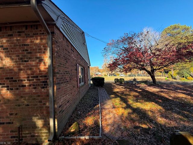 4661 Truman LN, Virginia Beach, VA 23455