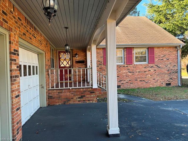 4661 Truman LN, Virginia Beach, VA 23455